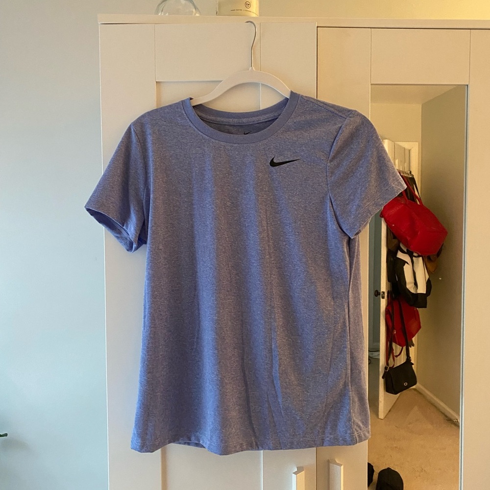 Nike athletic top ! M